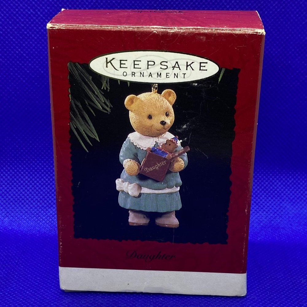 Hallmark Keepsake Ornament "Daughter" 1996